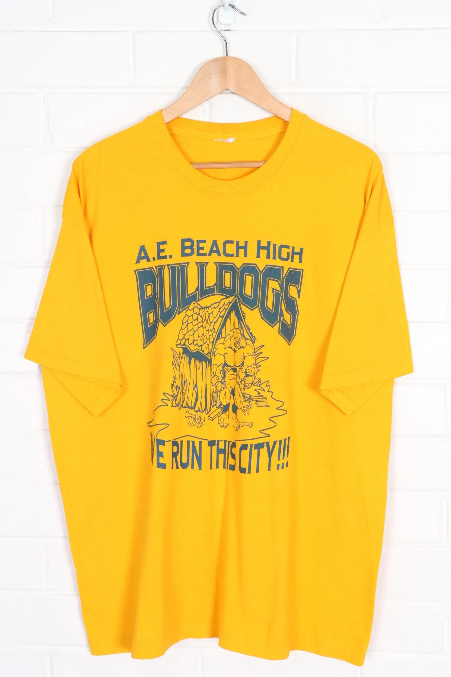 A.E. Beach High Bulldogs "We Run This City" T-Shirt (XL)