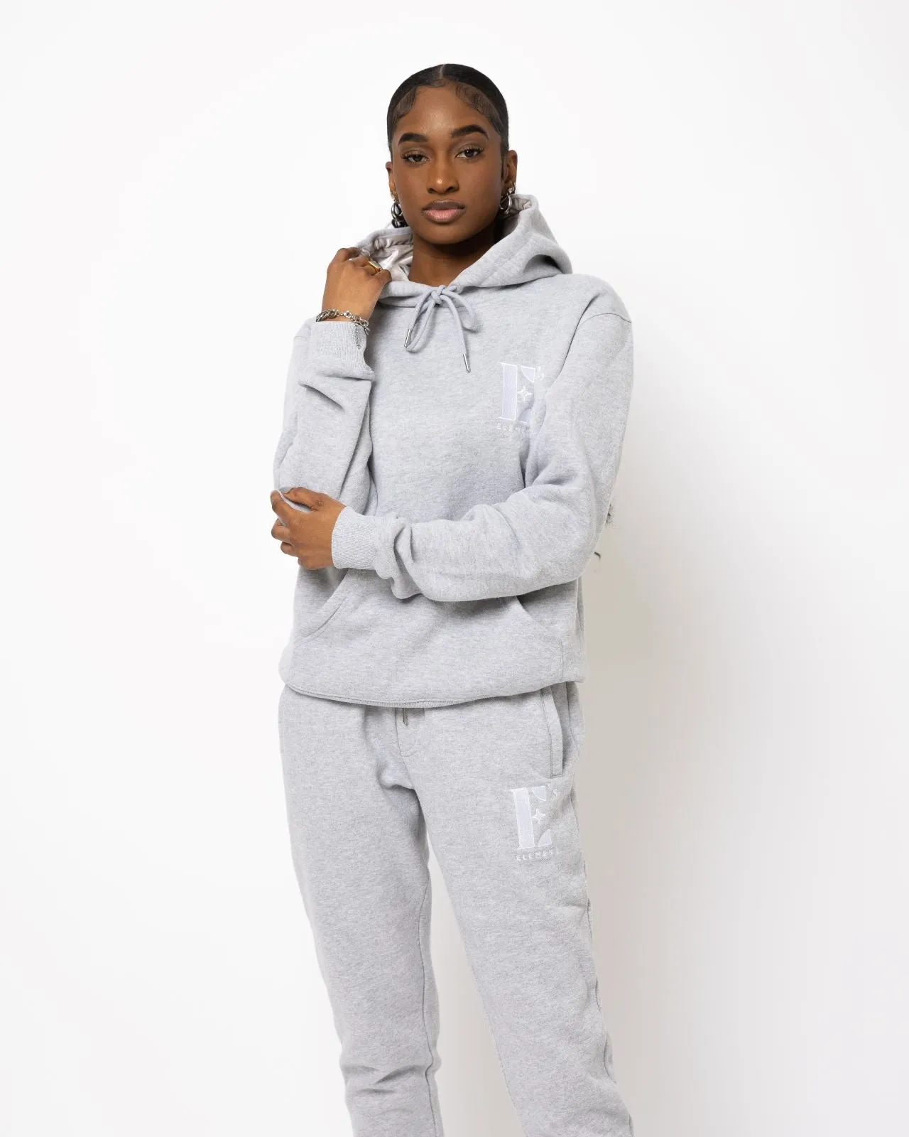 E's Element Essential Sweatsuit Set In Light Grey