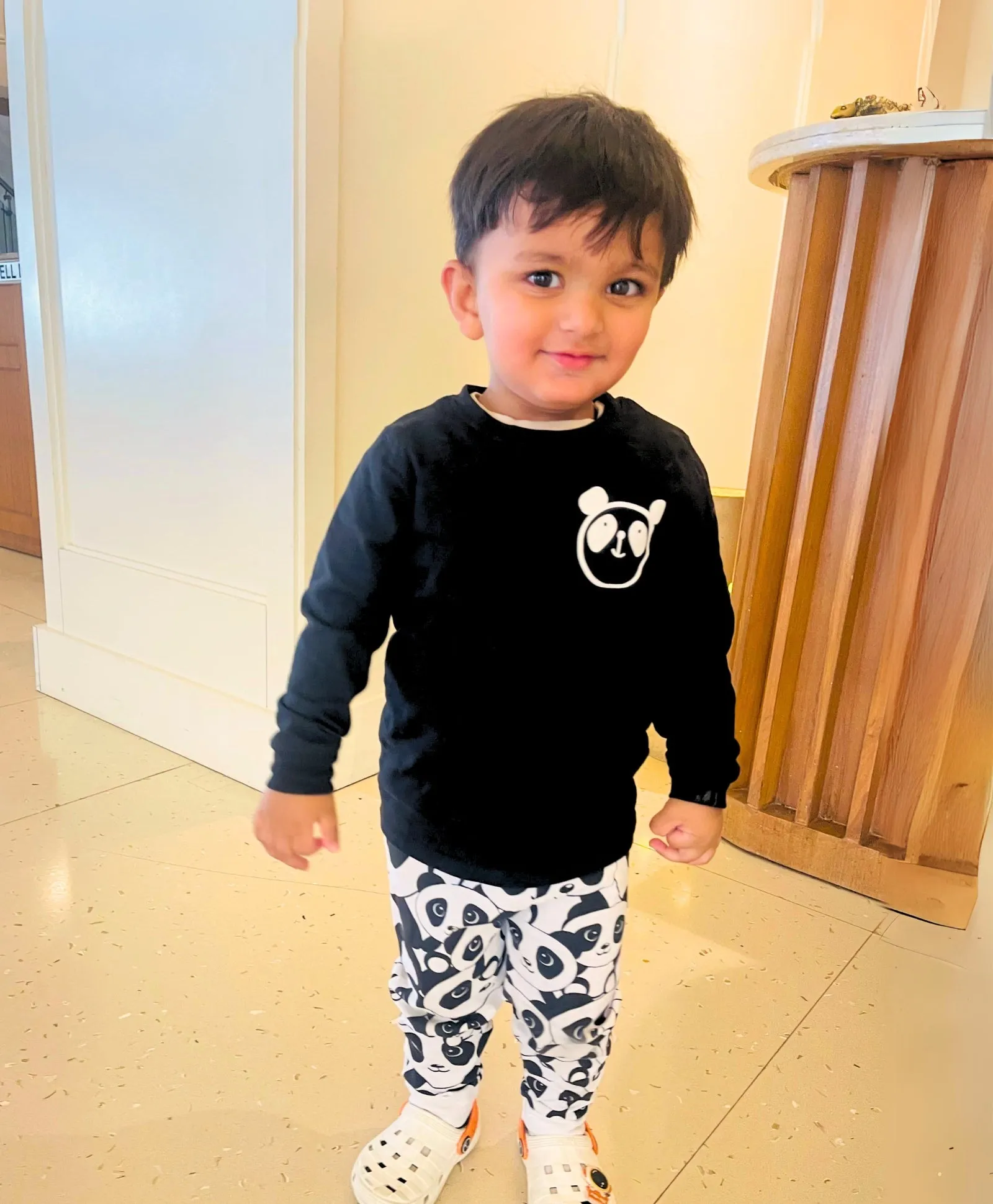 Panda Pattern Full Sleeves T-Shirt & Pants Set