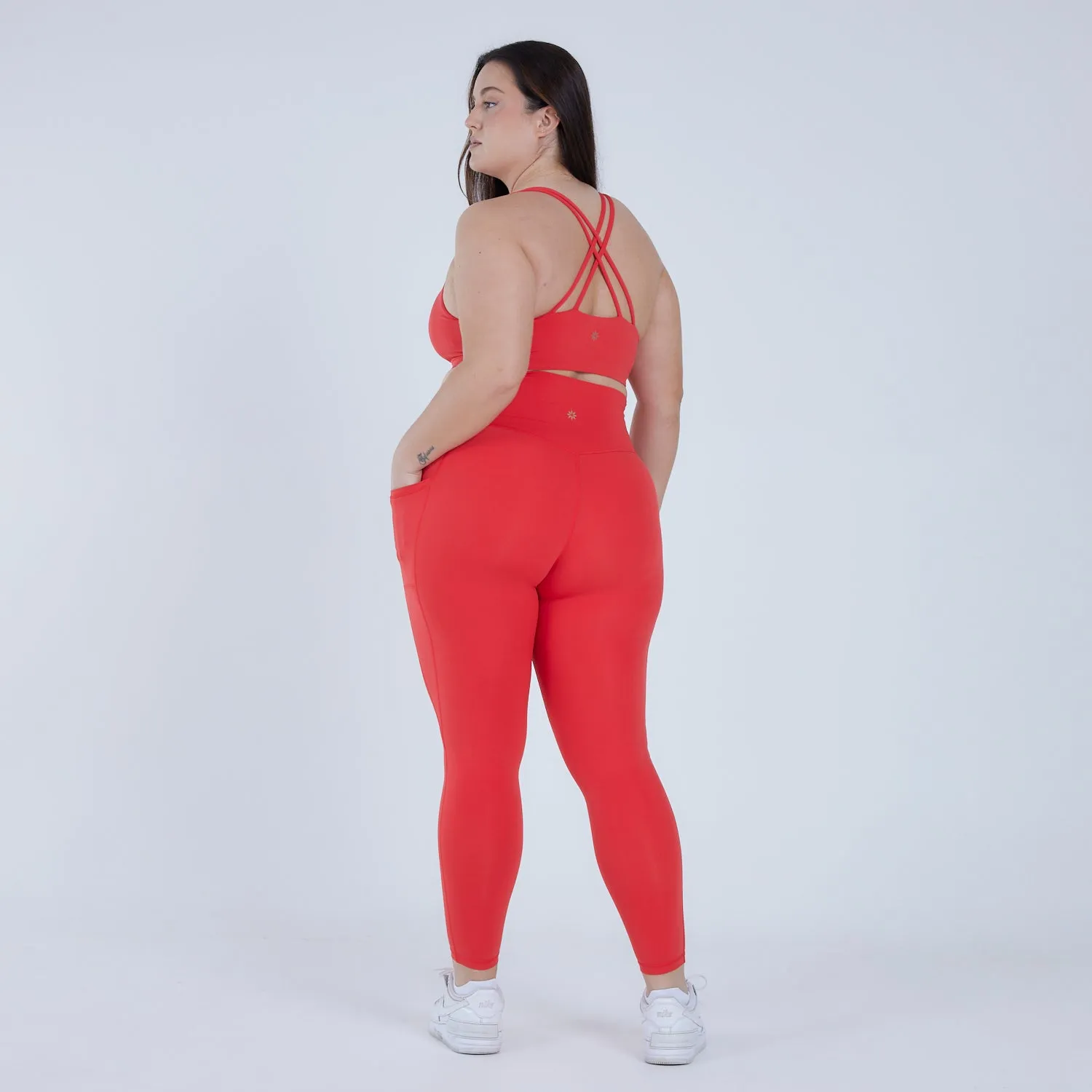 Serenity Pocket Legging in Candy Apple Red - 24"