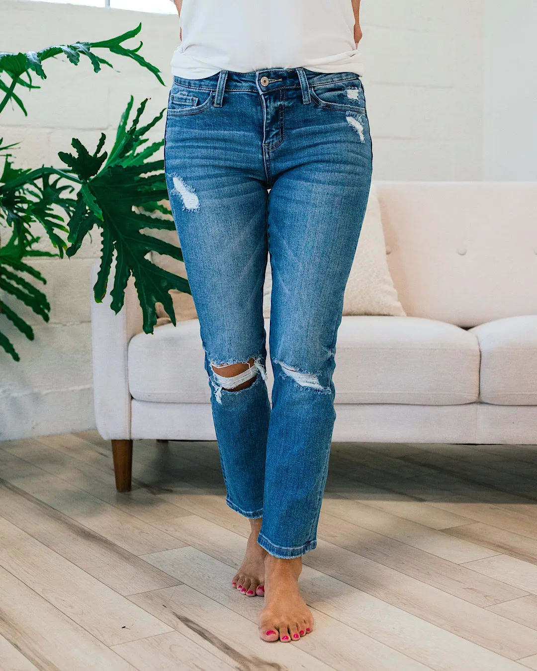 Vervet Blindsided Distressed Straight Jeans