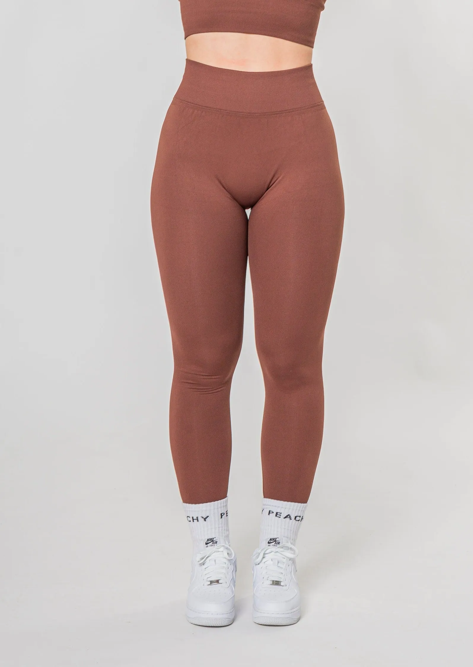 [VORBESTELLUNG] PURPOSE Scrunch Leggings