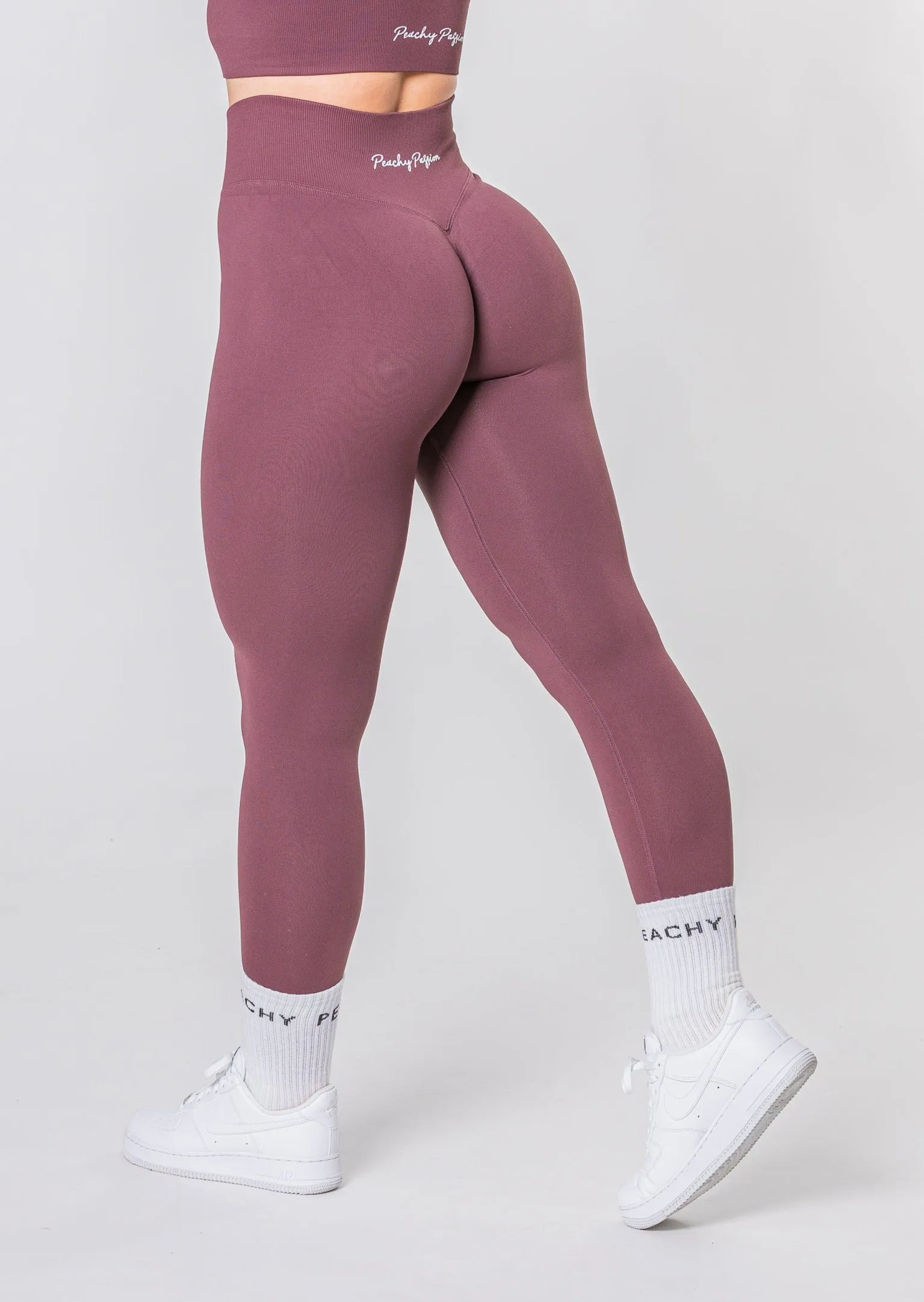 [VORBESTELLUNG] PURPOSE Scrunch Leggings