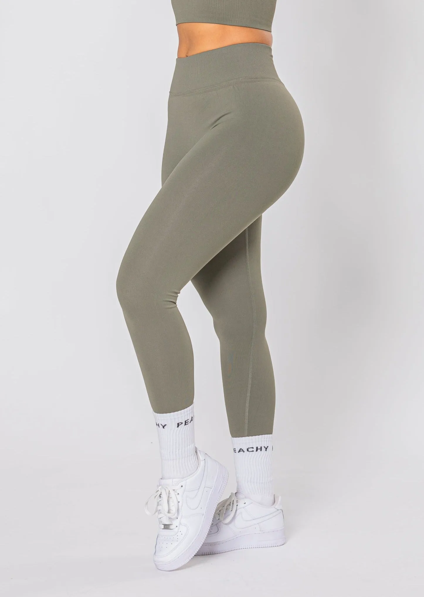 [VORBESTELLUNG] PURPOSE Scrunch Leggings