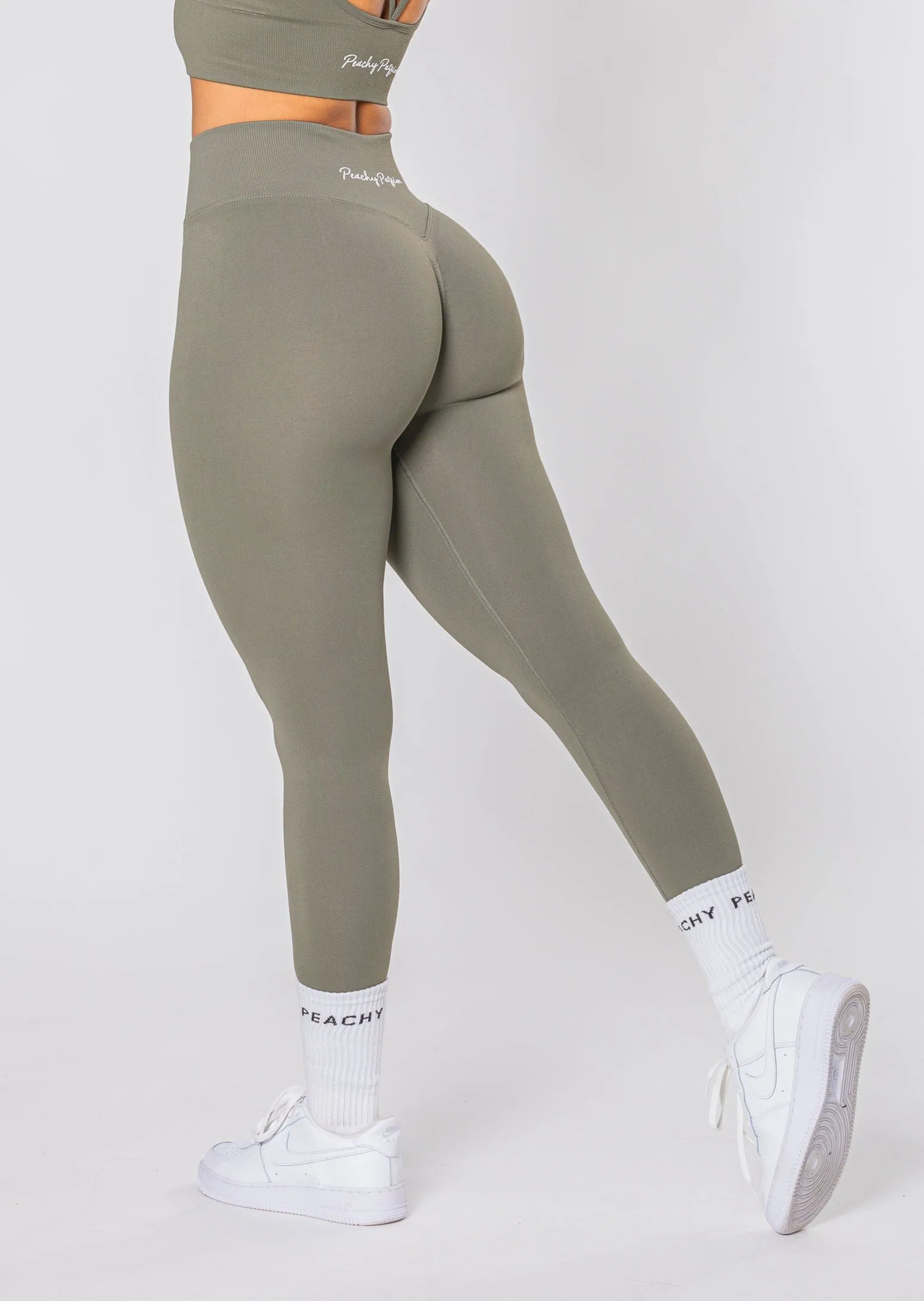 [VORBESTELLUNG] PURPOSE Scrunch Leggings